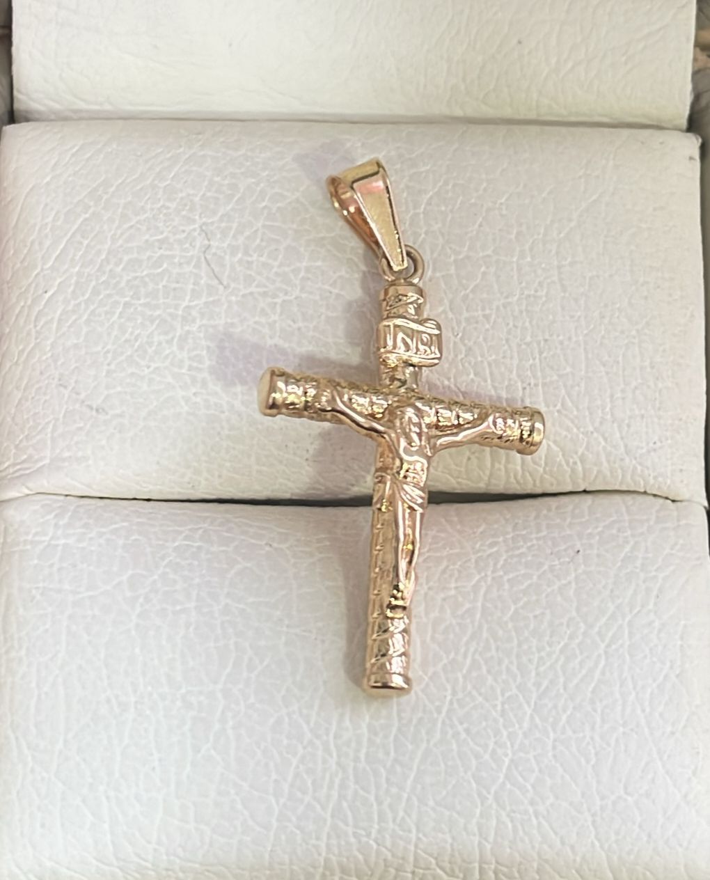 Dije Cruz Con Cristo