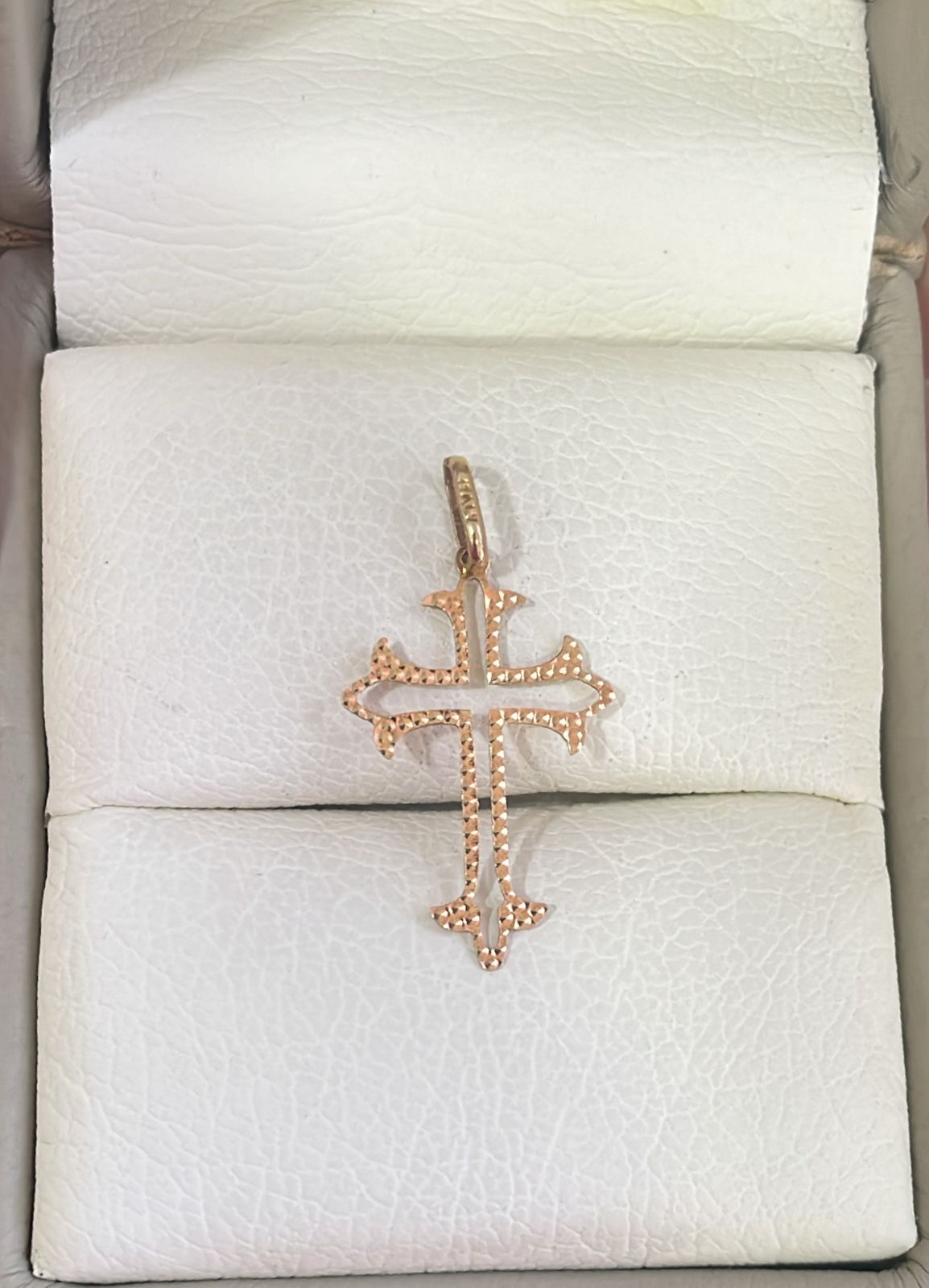 Dije Cruz Sin Cristo