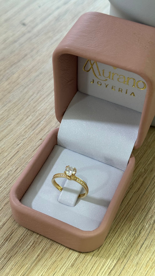 Anillo solitario reina