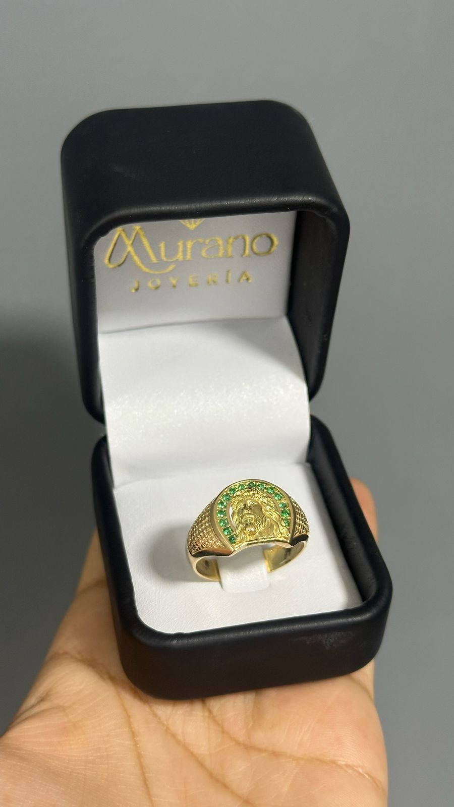 ANILLO CRISTO PIEDRAS VERDES