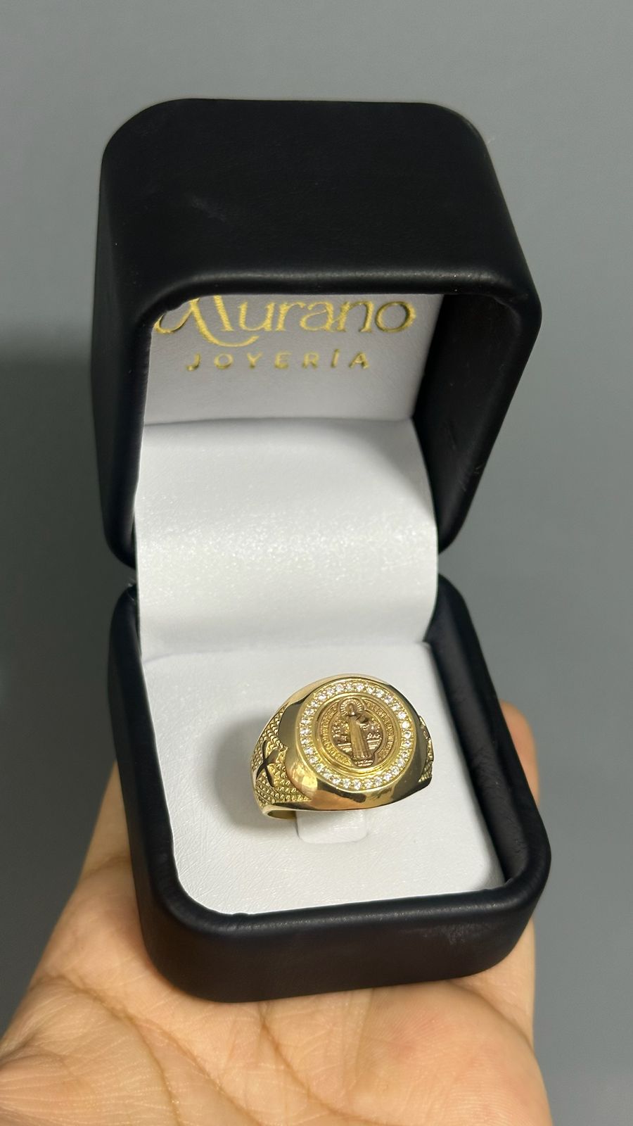 ANILLO SAN BENITO