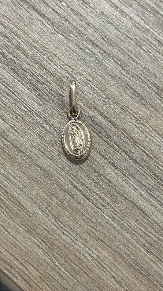 Dije Virgen Guadalupe Ovalada Mediana
